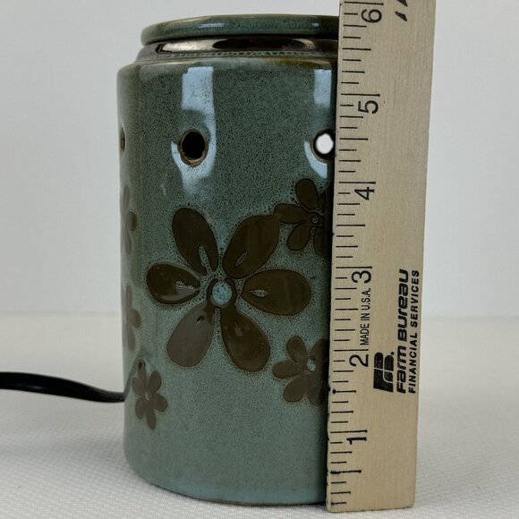 Scentsy Metal Petal 26974 Electric Warmer Ceramic Floral Butterflies Green 6" - Picture 11 of 16